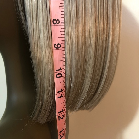 Beautiful wig - Picture 6 of 7